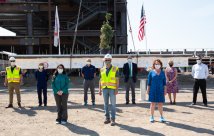 Northern Nevada Sierra Medical Center celebra un hito en la construcción