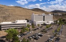 Vista exterior del Centro Médico del Norte de Nevada